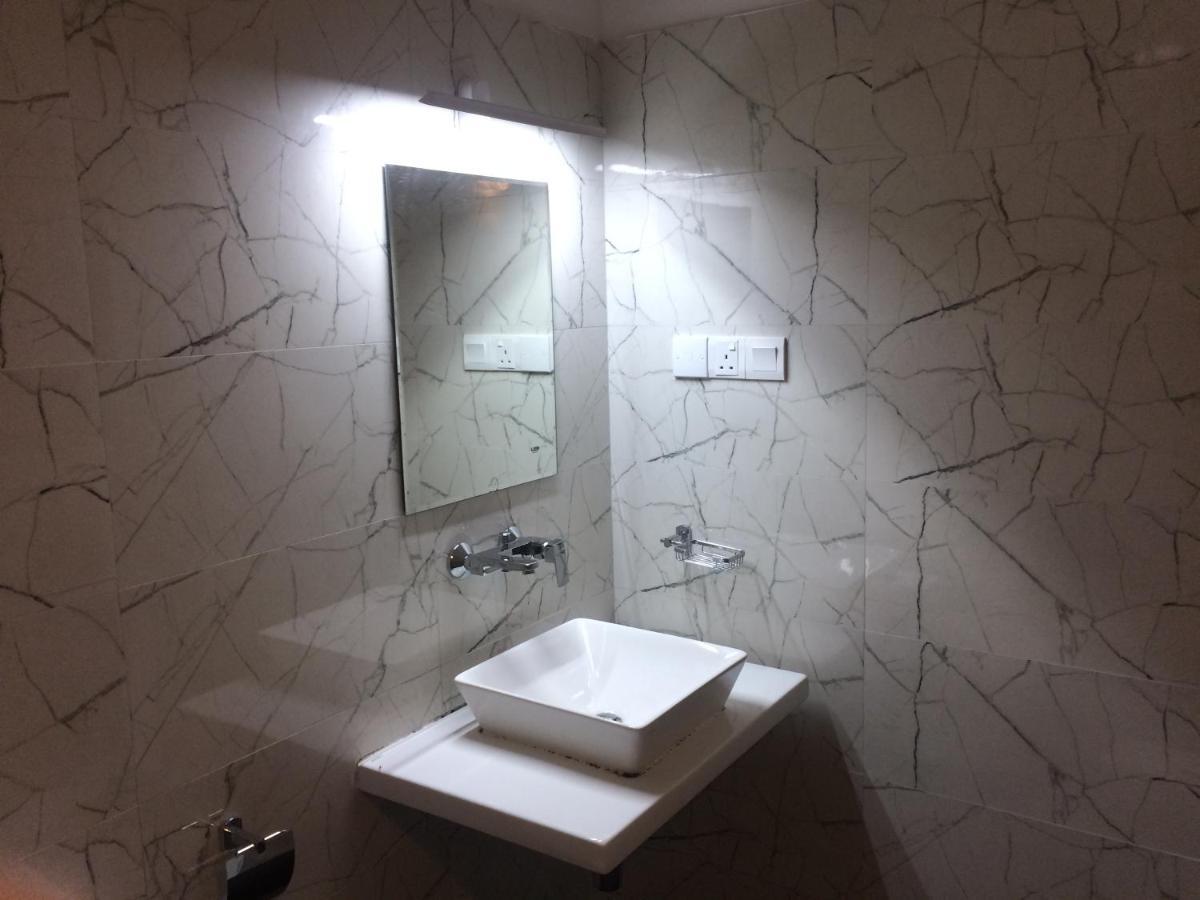 Selyna Sky Terrace Bed & Breakfast Kandy Exterior photo