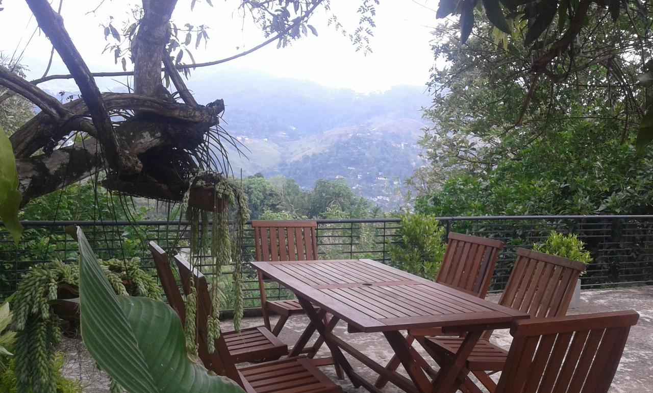 Selyna Sky Terrace Bed & Breakfast Kandy Exterior photo